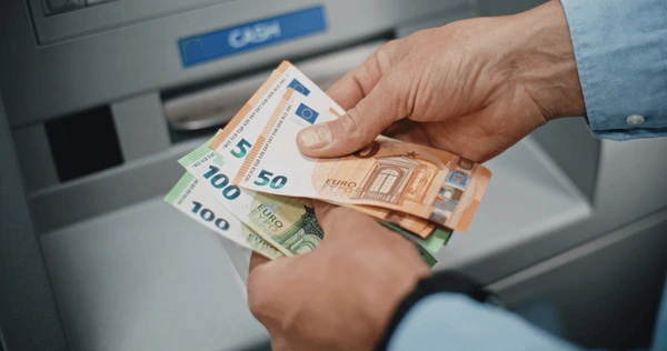 每月上萬筆出款靠自動?別吹破天——這套系統90%的坑,其實都藏在日誌裡